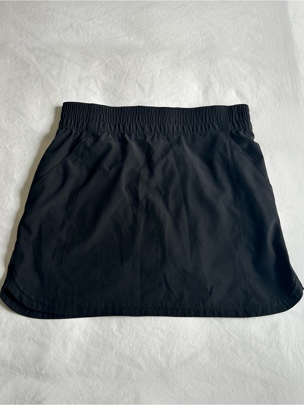 Columbia Black Elastic Waist Shorts